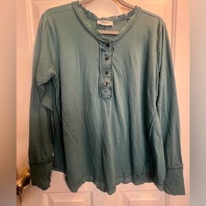 Zenana Outfitters Men's Green Long Sleeve Shirt